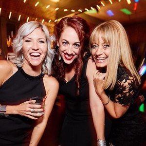 Meet your Posher, Leslie